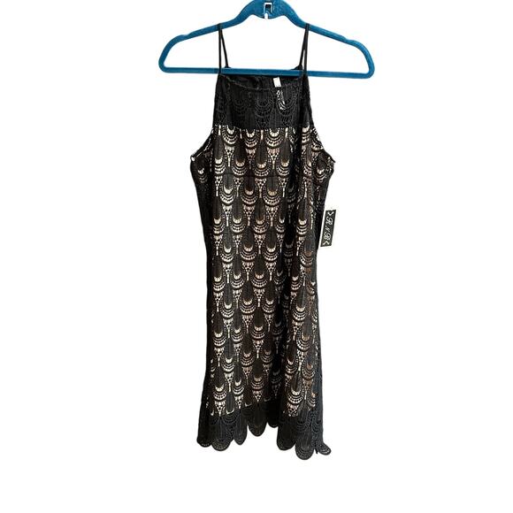 NEW RNB Dress Black Lace Embroidery Overlay Stretchy Lined Size Large - Picture 1 of 9